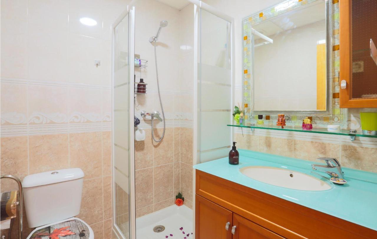 2 Bedroom Lovely Home In Масаррон Екстер'єр фото
