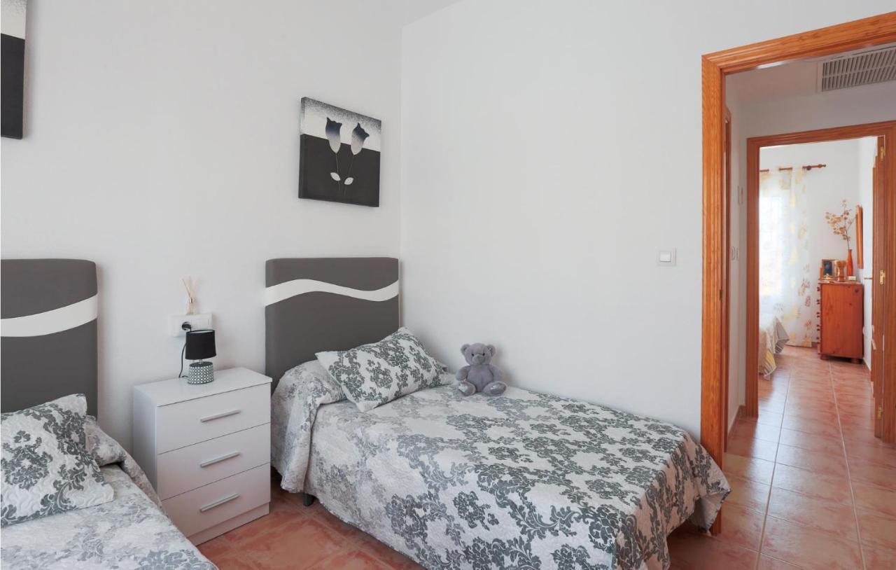 2 Bedroom Lovely Home In Масаррон Екстер'єр фото